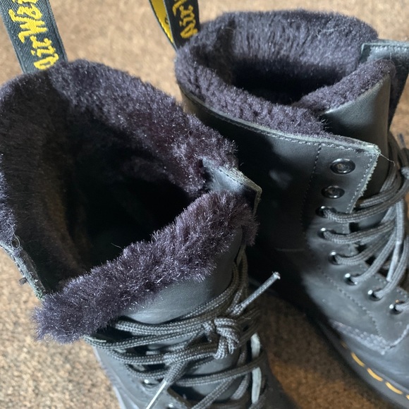 Doc martens fur lined boots - Picture 4 of 4